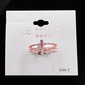 🚨3 for $15🚨 LAUREN CONRAD - Rose Gold Ring with Blue Rhinestones - Size 7